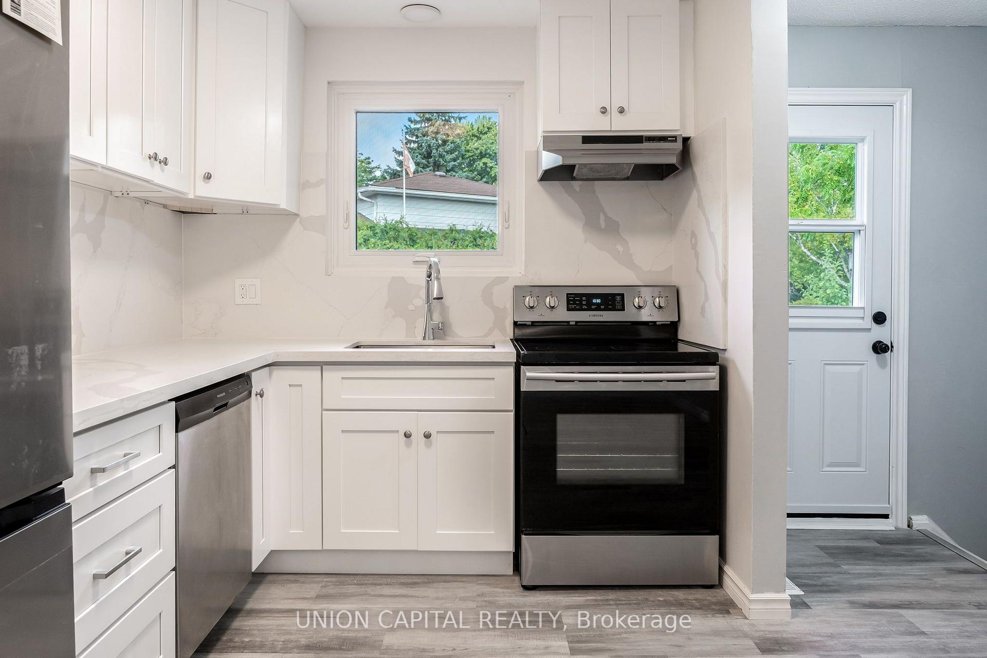Photo 15 of 443 Brest Court, Oshawa, Central — HOMEH