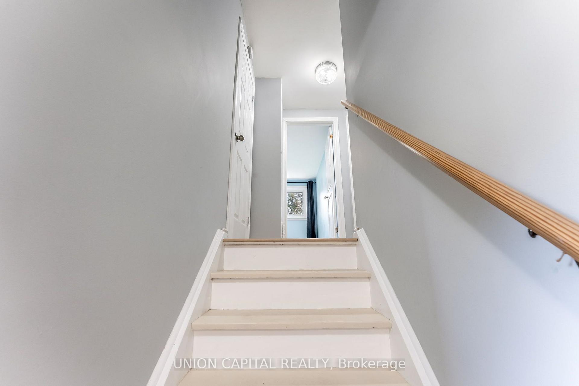 Photo 18 of 443 Brest Court, Oshawa, Central — HOMEH