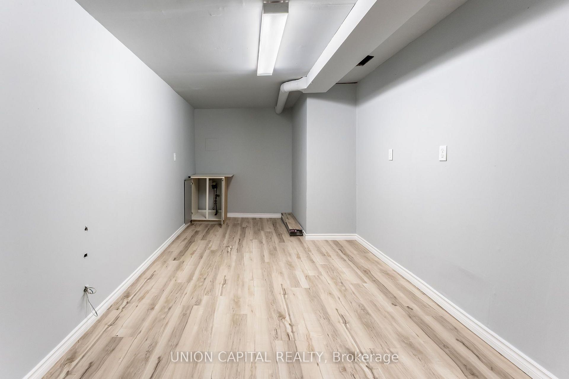 Photo 38 of 443 Brest Court, Oshawa, Central — HOMEH