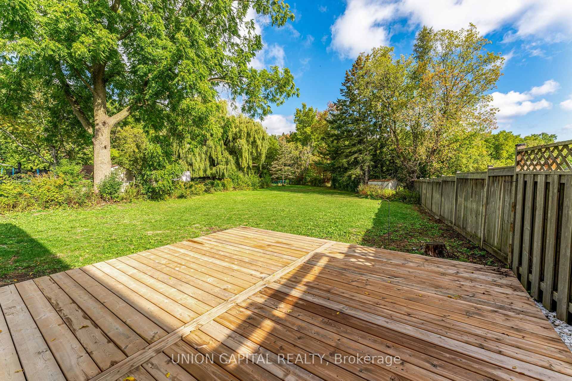 Photo 39 of 443 Brest Court, Oshawa, Central — HOMEH