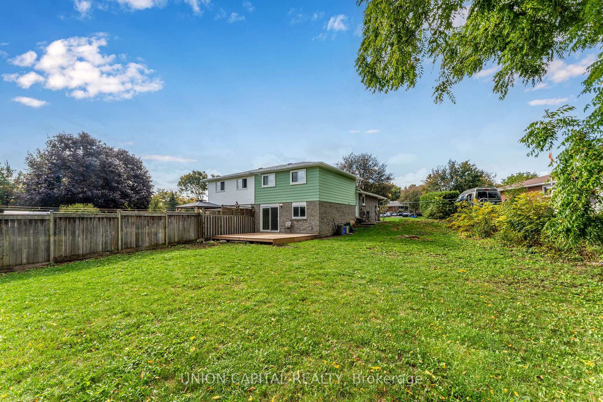 Photo 45 of 443 Brest Court, Oshawa, Central — HOMEH