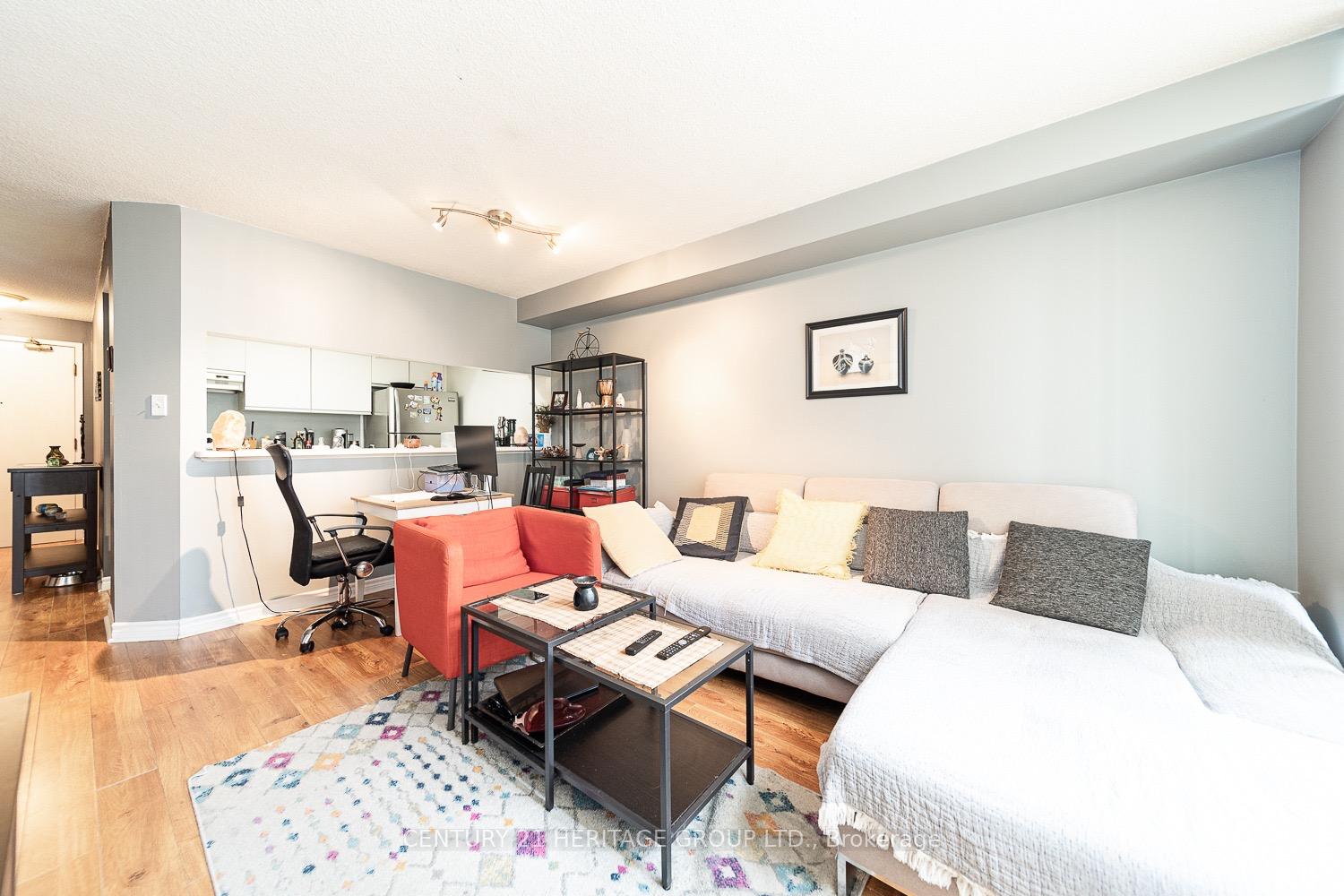 Photo 5 of Unit 1601, 101 Subway Crescent, Etobicoke, Islington-City Centre West — HOMEH