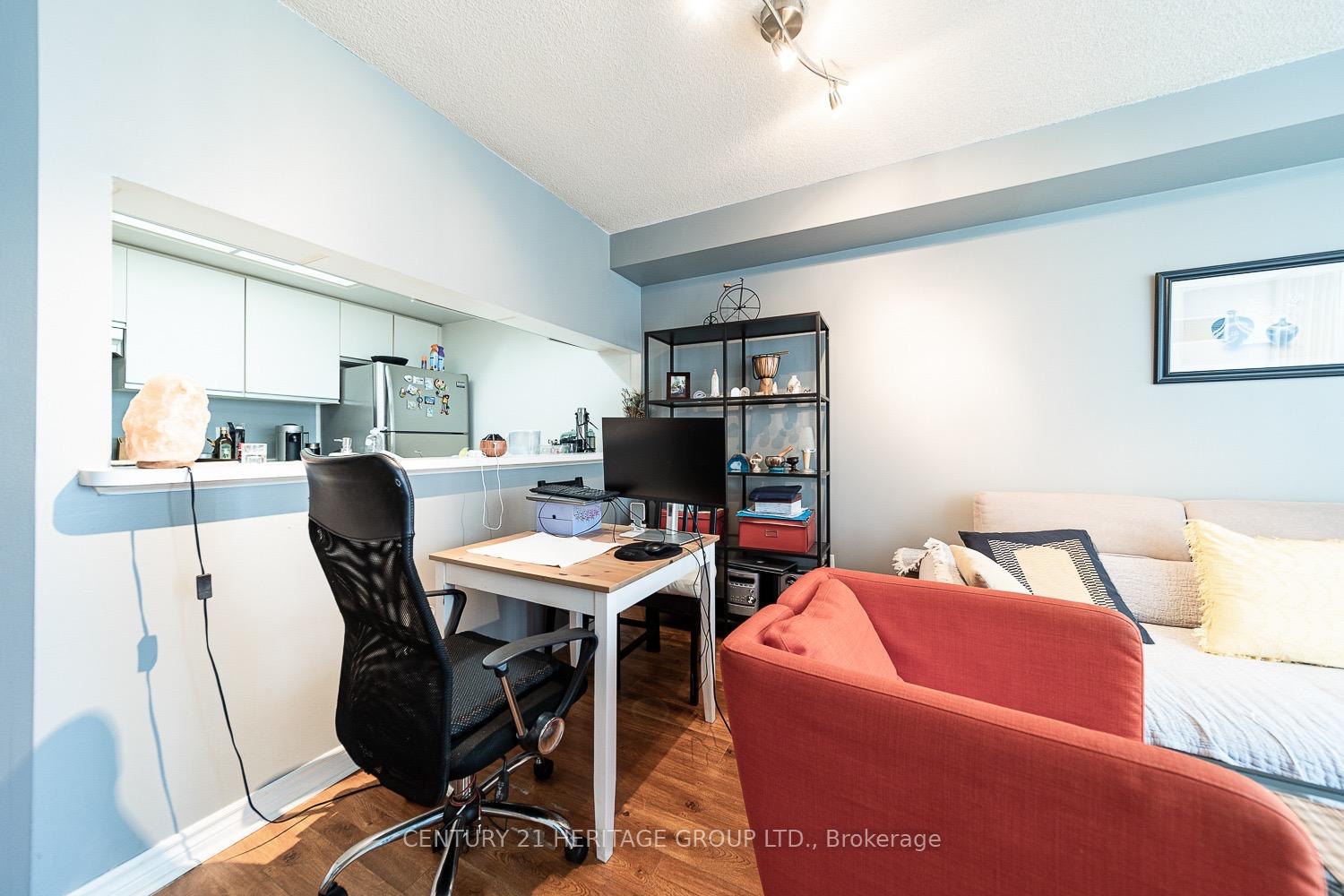 Photo 8 of Unit 1601, 101 Subway Crescent, Etobicoke, Islington-City Centre West — HOMEH