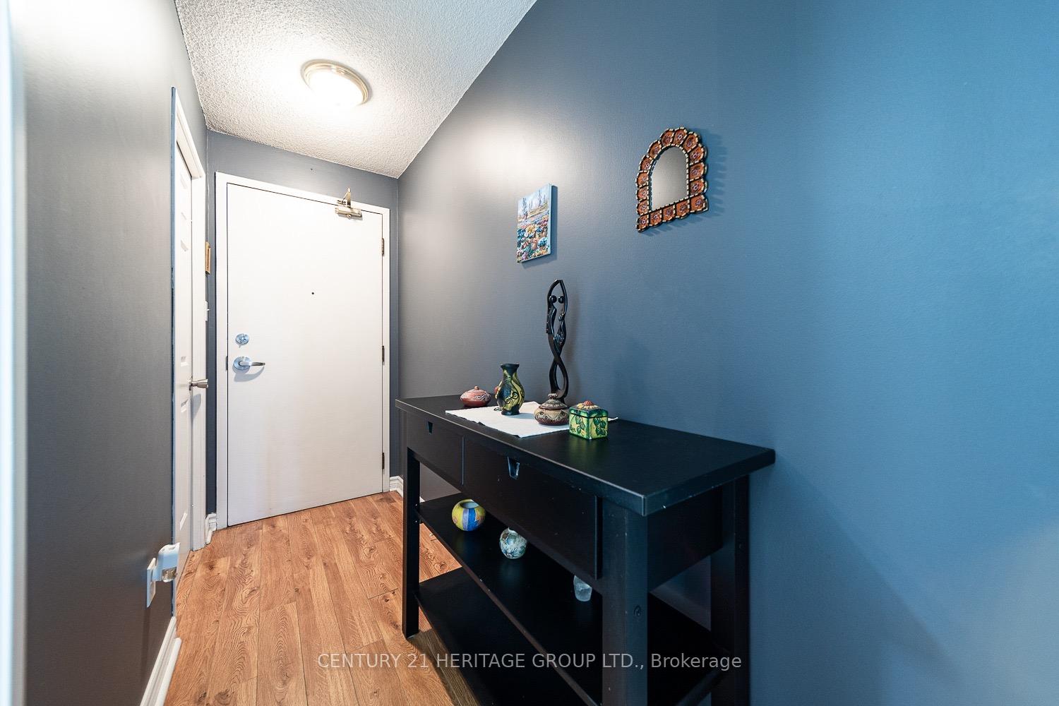 Photo 9 of Unit 1601, 101 Subway Crescent, Etobicoke, Islington-City Centre West — HOMEH