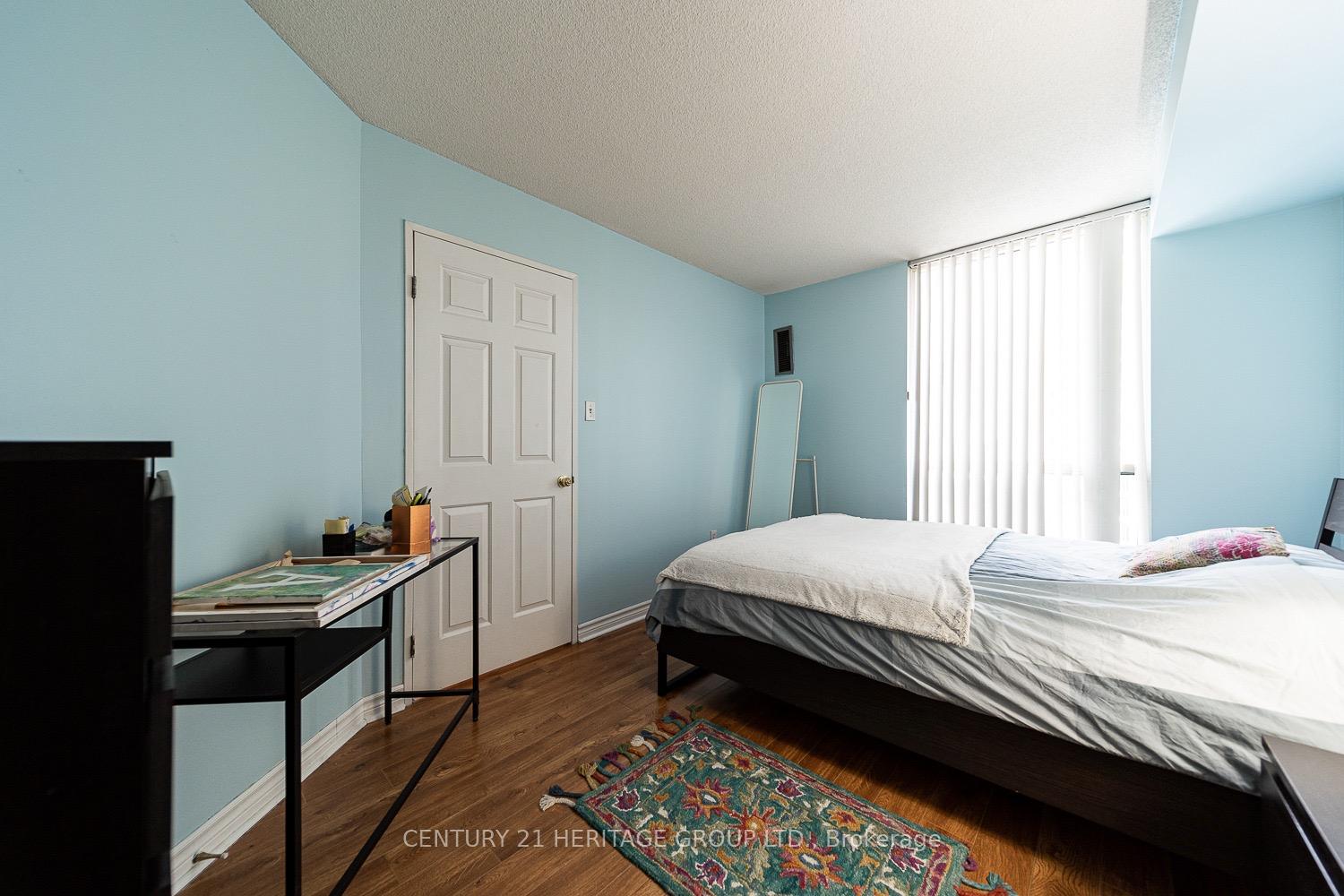 Photo 13 of Unit 1601, 101 Subway Crescent, Etobicoke, Islington-City Centre West — HOMEH