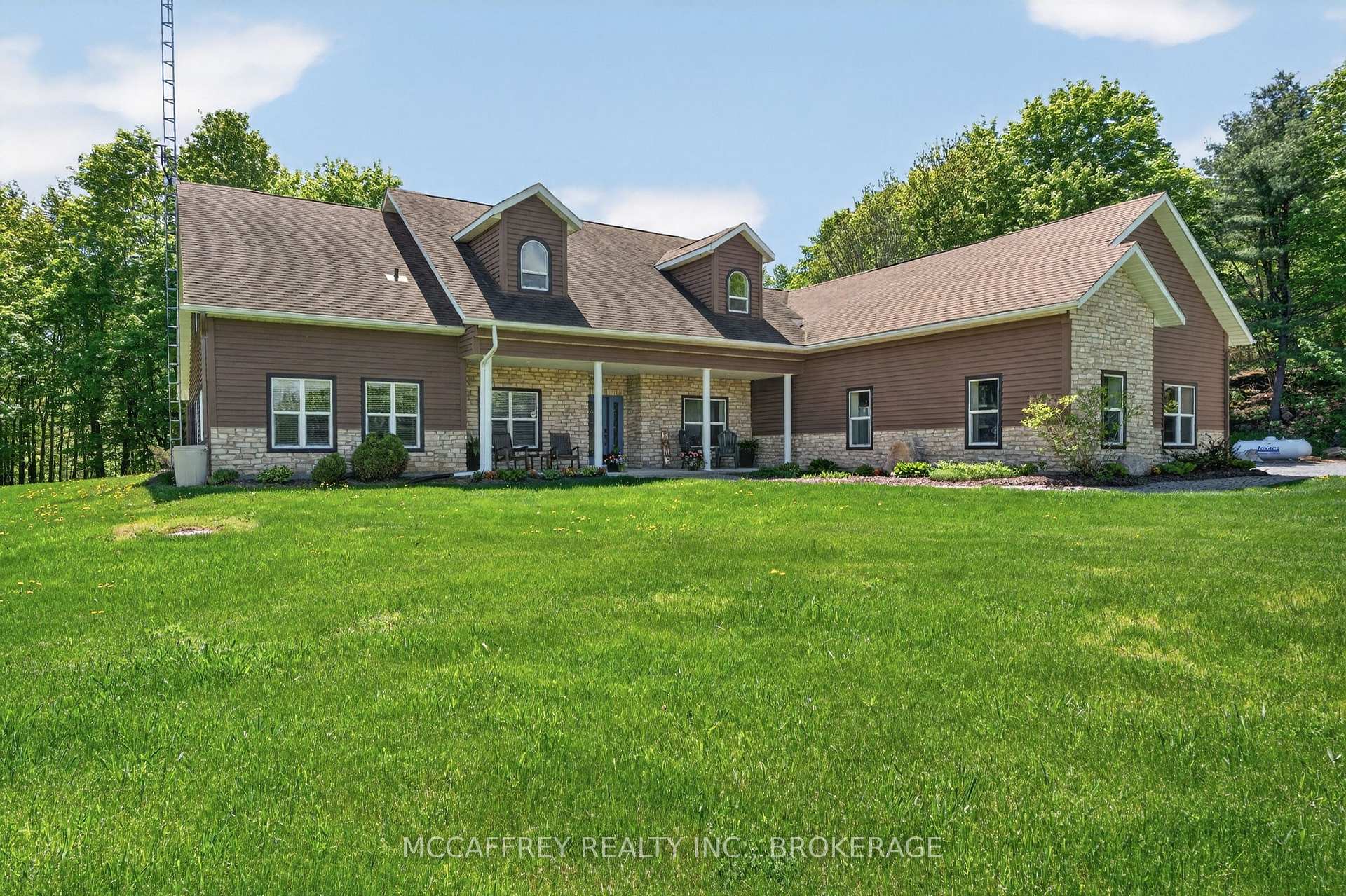 Photo 1 of 5638 Battersea Road, Frontenac, Frontenac South — HOMEH