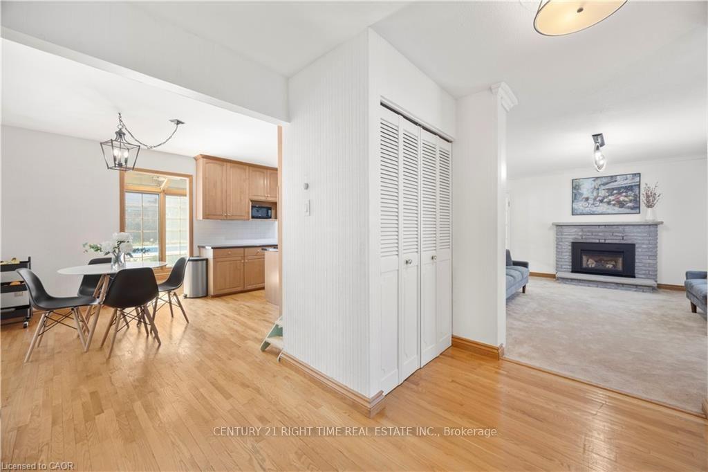 Photo 7 of 277 Blackacres Boulevard, London, North F — HOMEH