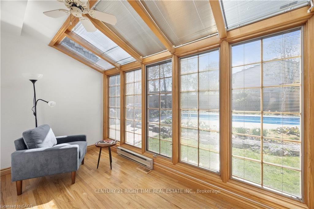 Photo 23 of 277 Blackacres Boulevard, London, North F — HOMEH