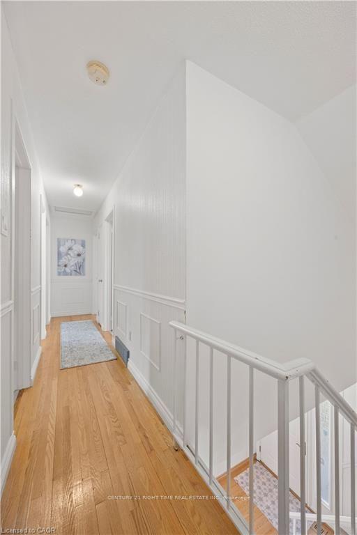 Photo 25 of 277 Blackacres Boulevard, London, North F — HOMEH