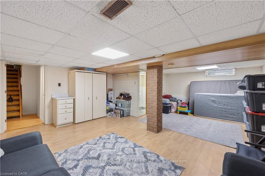 Photo 38 of 277 Blackacres Boulevard, London, North F — HOMEH