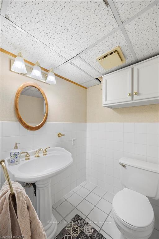 Photo 40 of 277 Blackacres Boulevard, London, North F — HOMEH