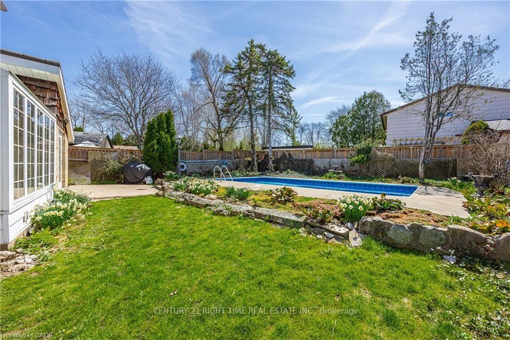 Photo 45 of 277 Blackacres Boulevard, London, North F — HOMEH
