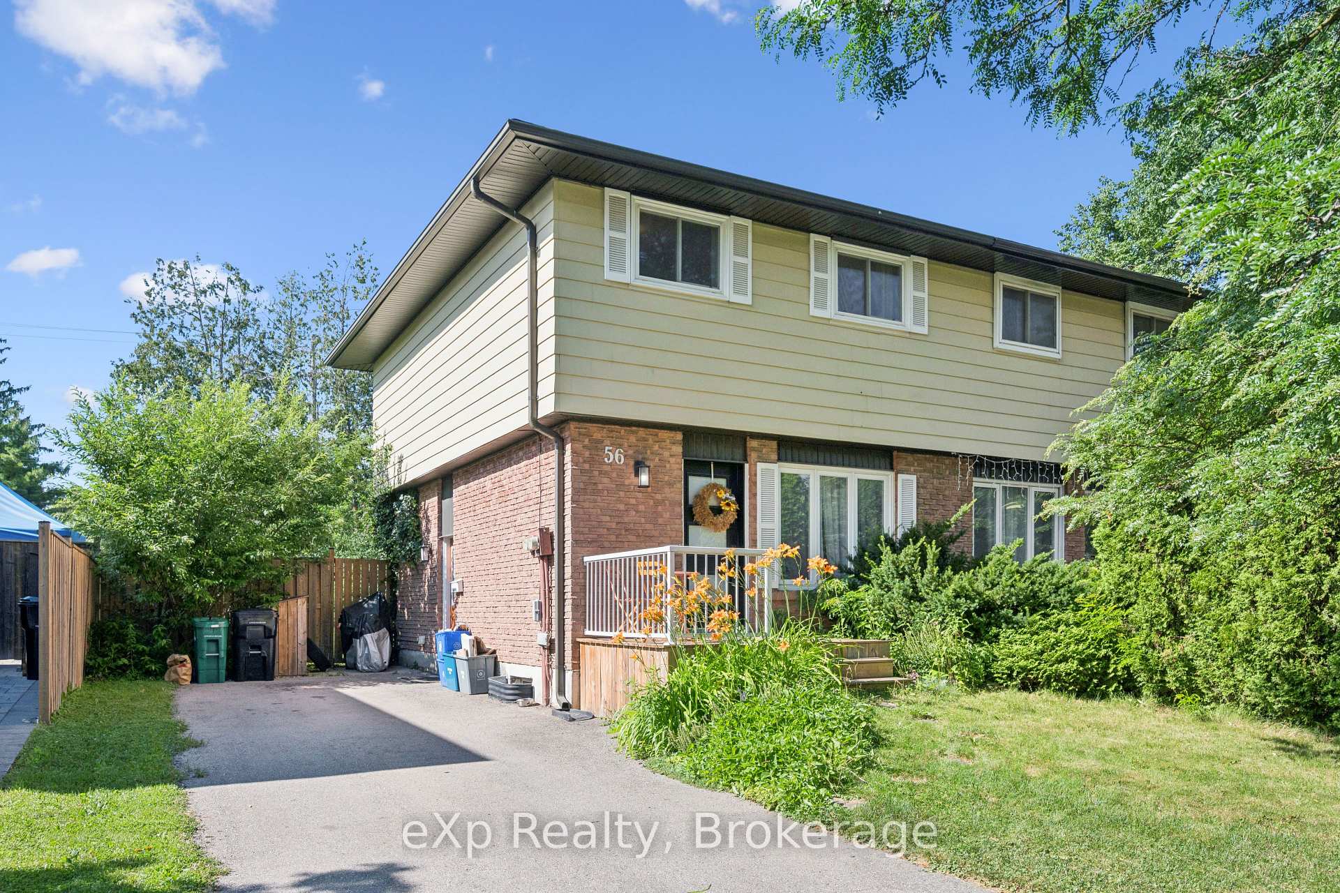 Photo 3 of 56 Bretz Avenue, Cambridge, Silver Heights — HOMEH