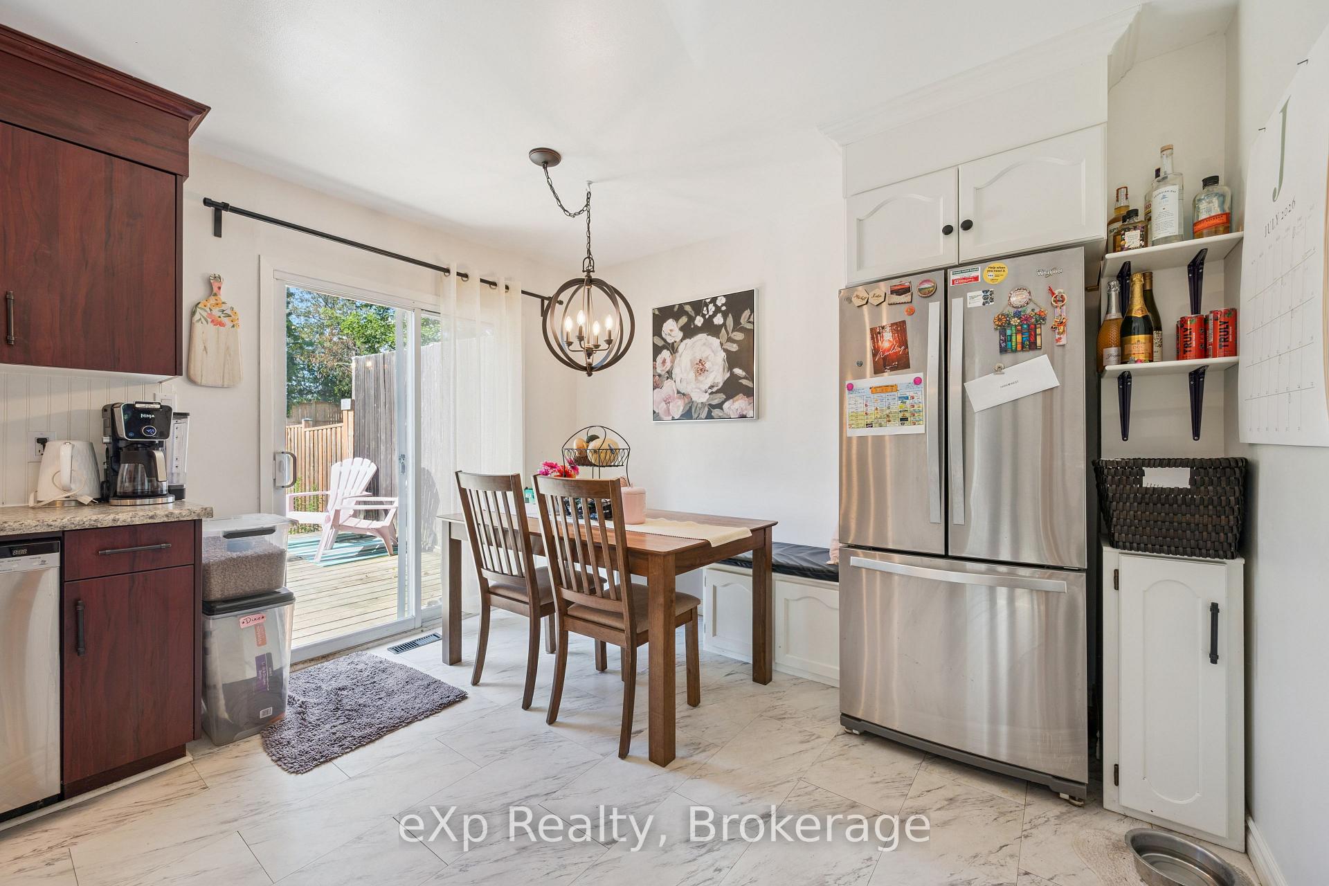 Photo 13 of 56 Bretz Avenue, Cambridge, Silver Heights — HOMEH