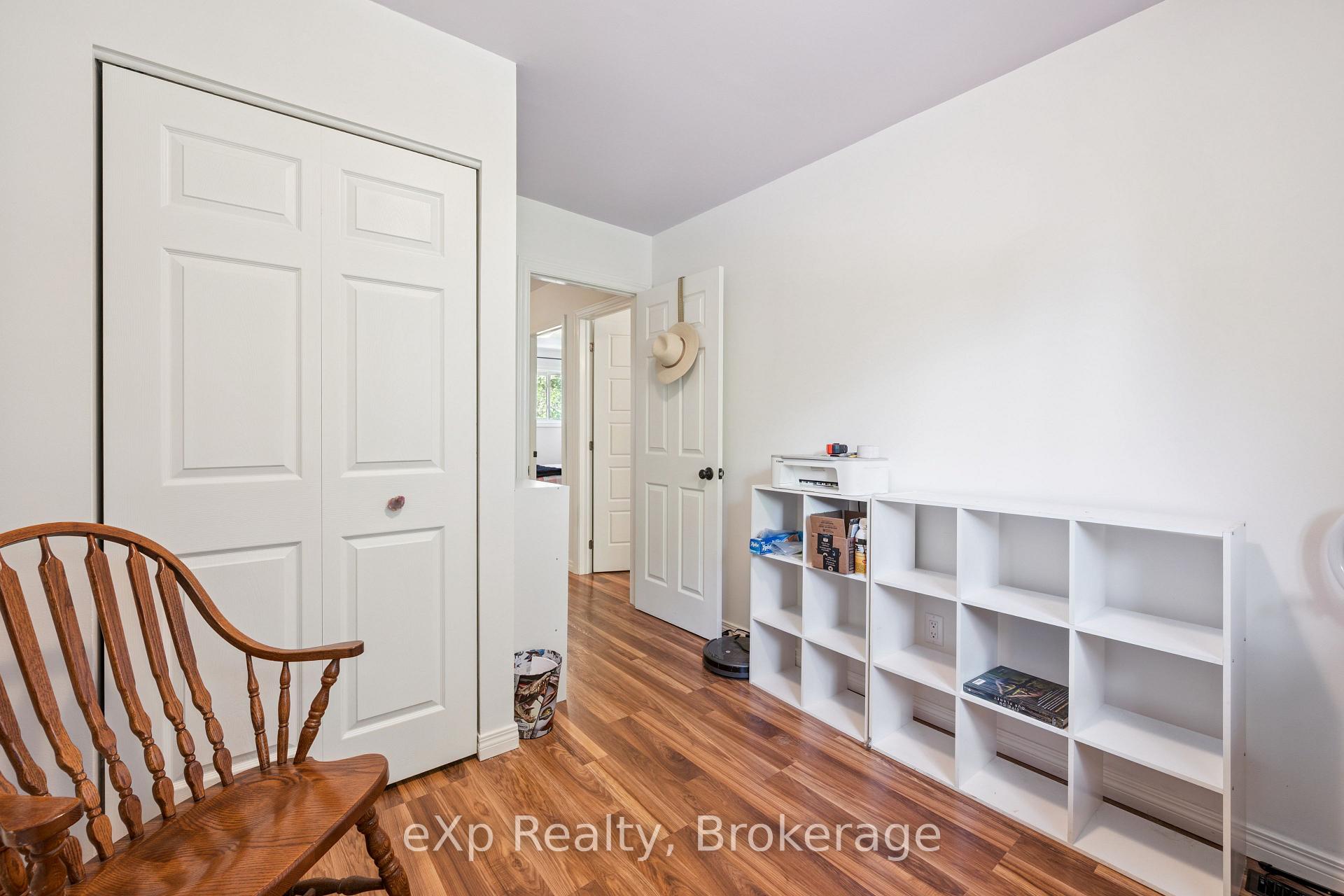 Photo 18 of 56 Bretz Avenue, Cambridge, Silver Heights — HOMEH