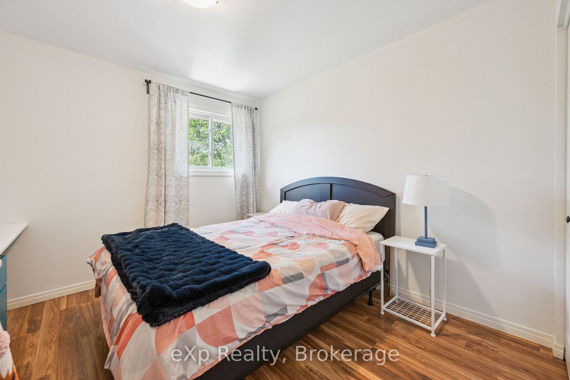 Photo 21 of 56 Bretz Avenue, Cambridge, Silver Heights — HOMEH