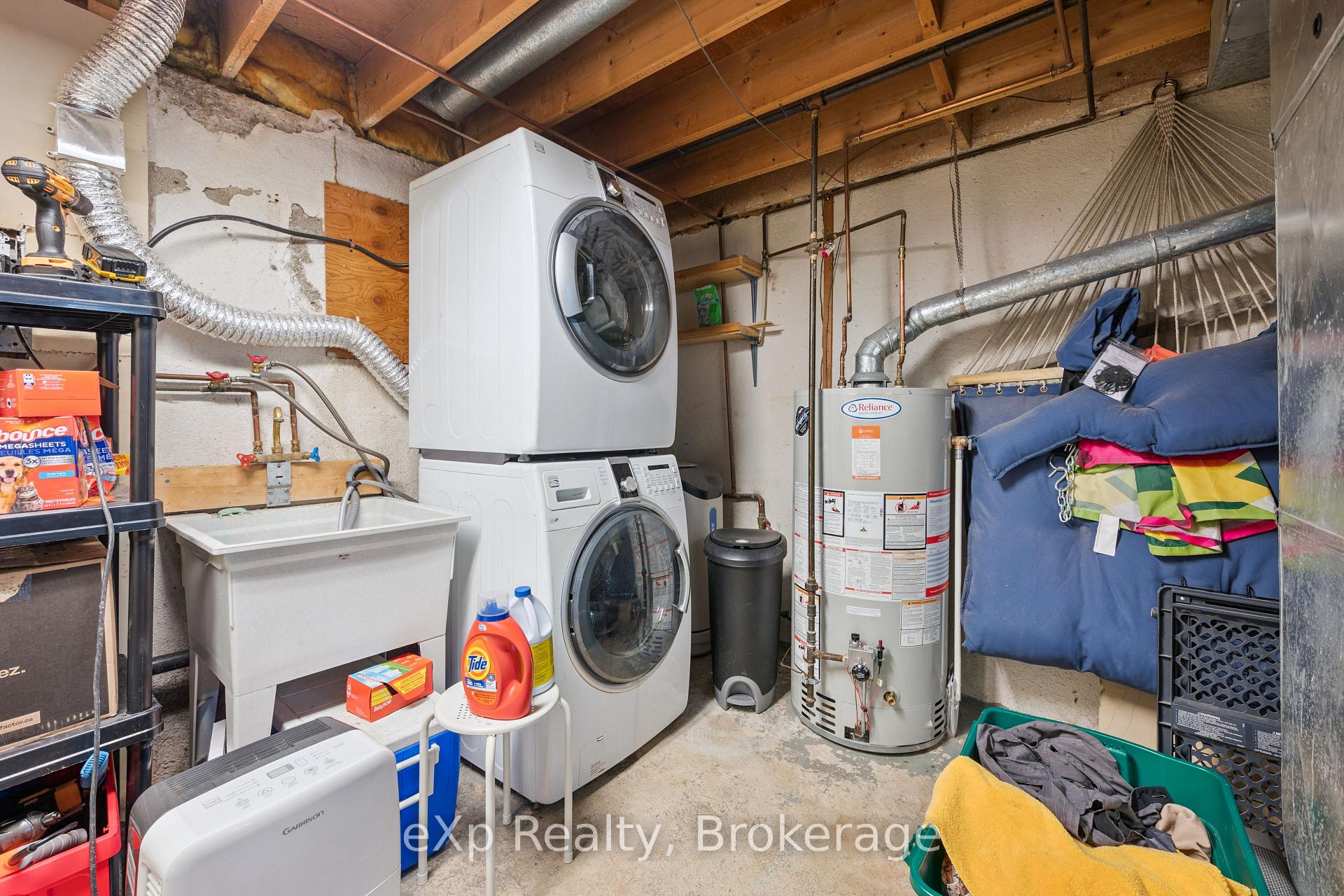 Photo 28 of 56 Bretz Avenue, Cambridge, Silver Heights — HOMEH