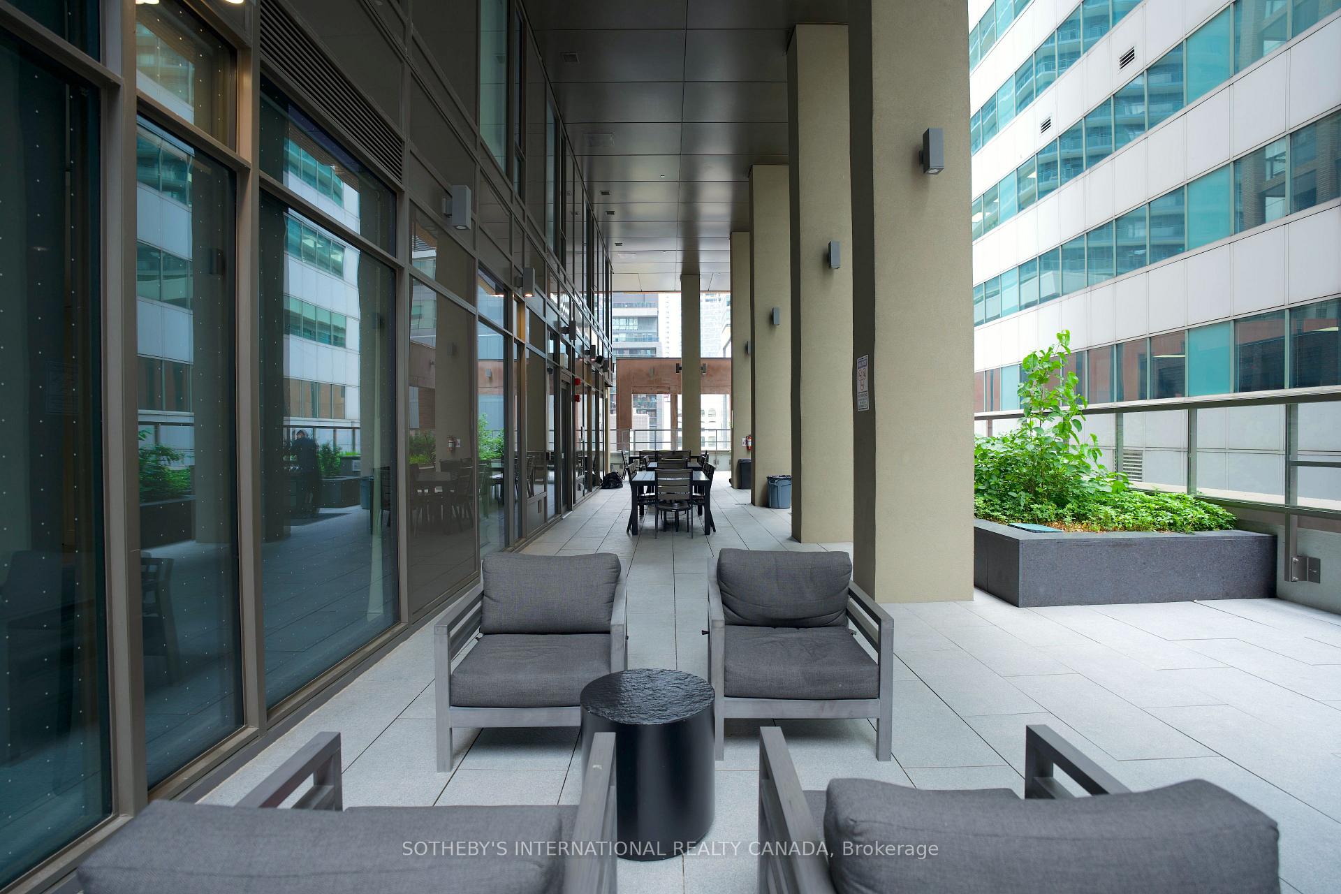 Photo 14 of Unit 3209, 8 Widmer Street, Toronto, Waterfront Communities — HOMEH