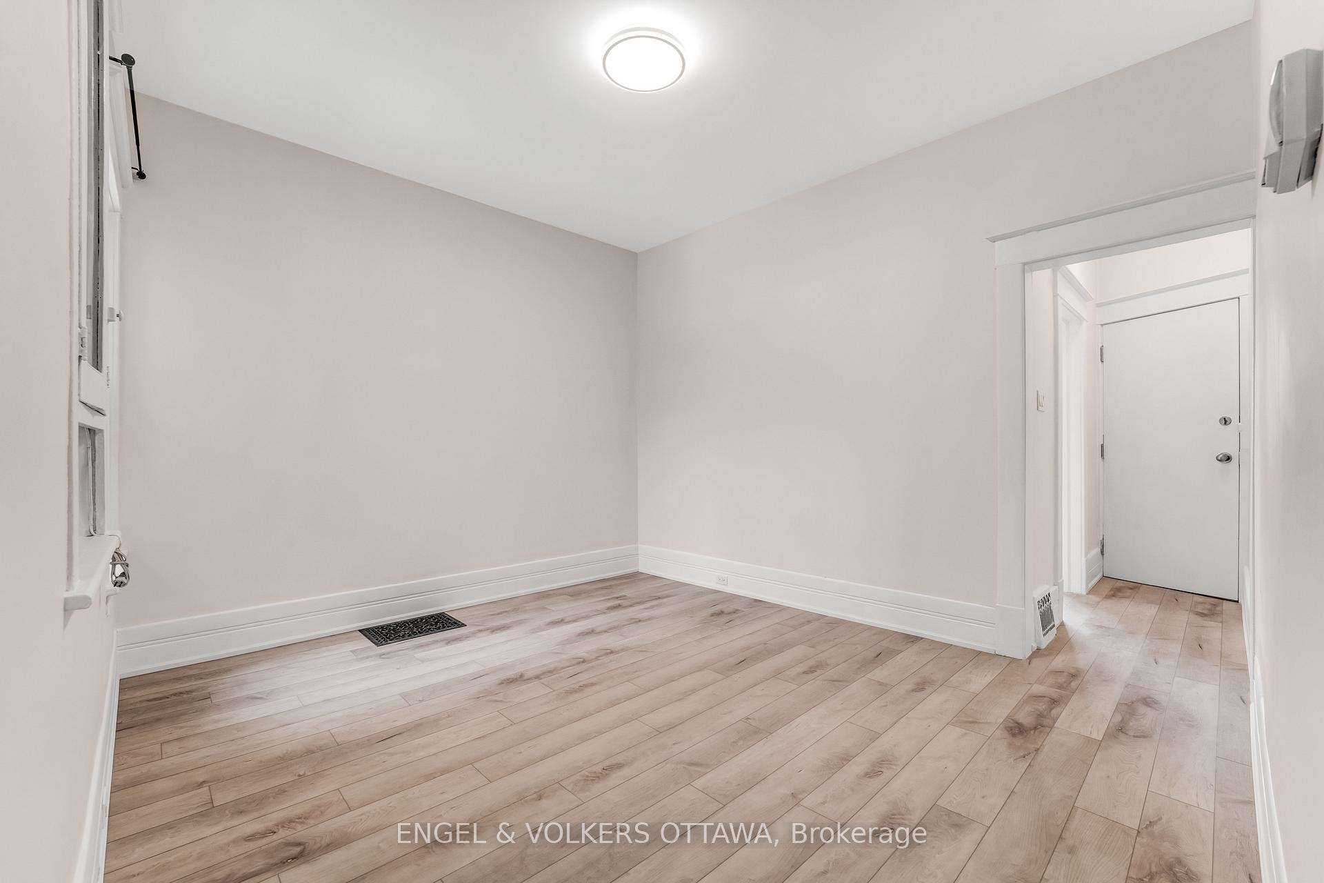 Photo 9 of Unit 2, 170 Ivy Crescent, Ottawa, Lindenlea — HOMEH