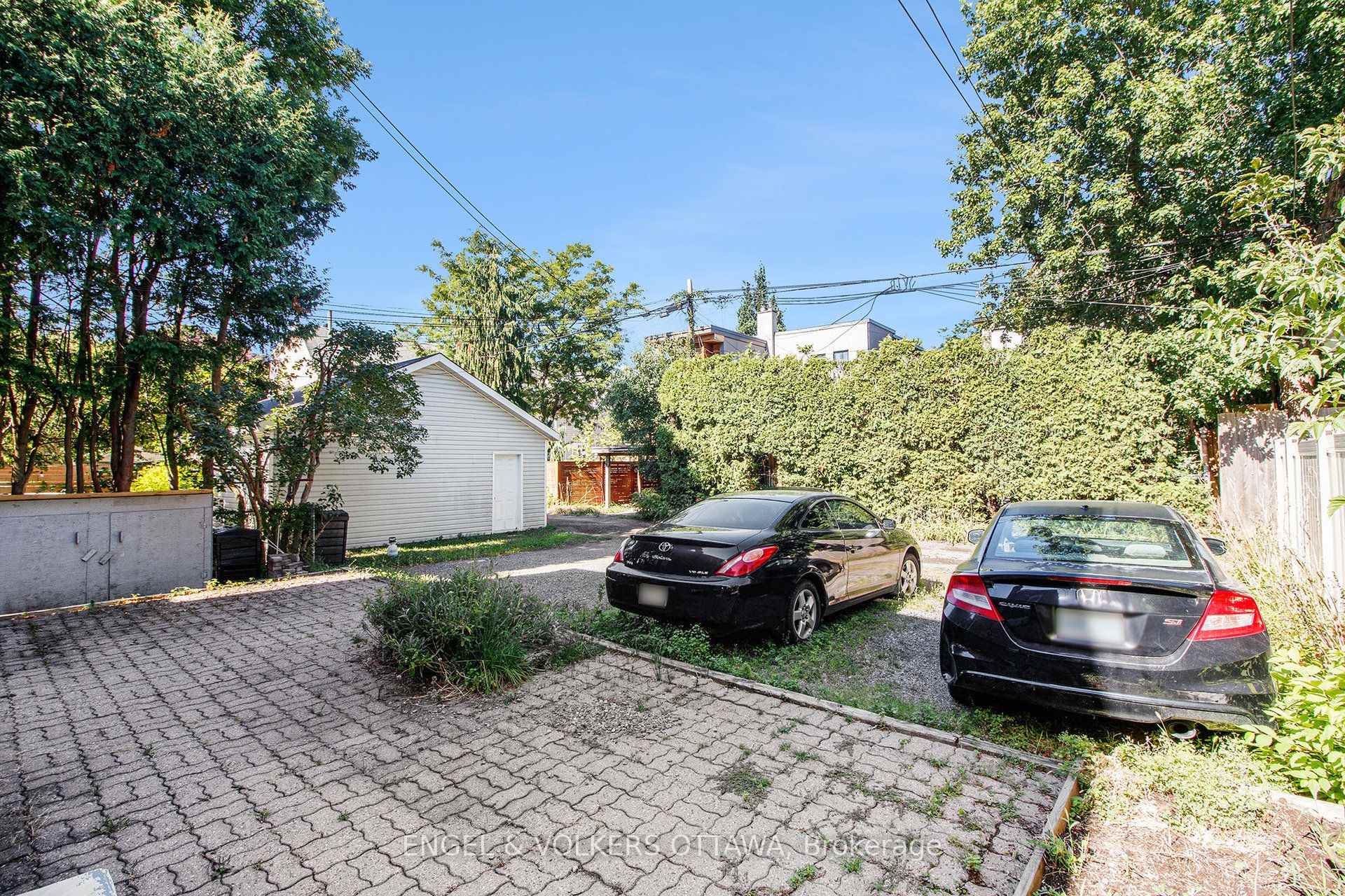 Photo 18 of Unit 2, 170 Ivy Crescent, Ottawa, Lindenlea — HOMEH
