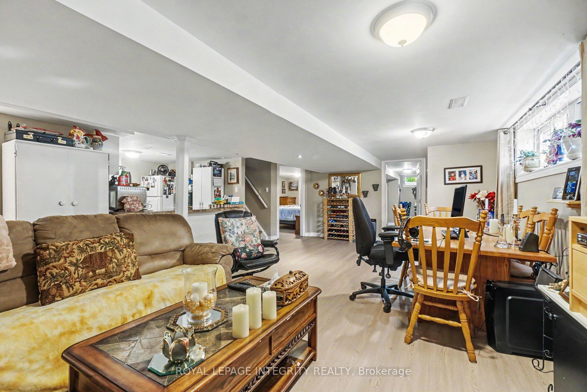 Photo 29 of 2450 Magnus Avenue, Ottawa, Hawthorne Meadows — HOMEH