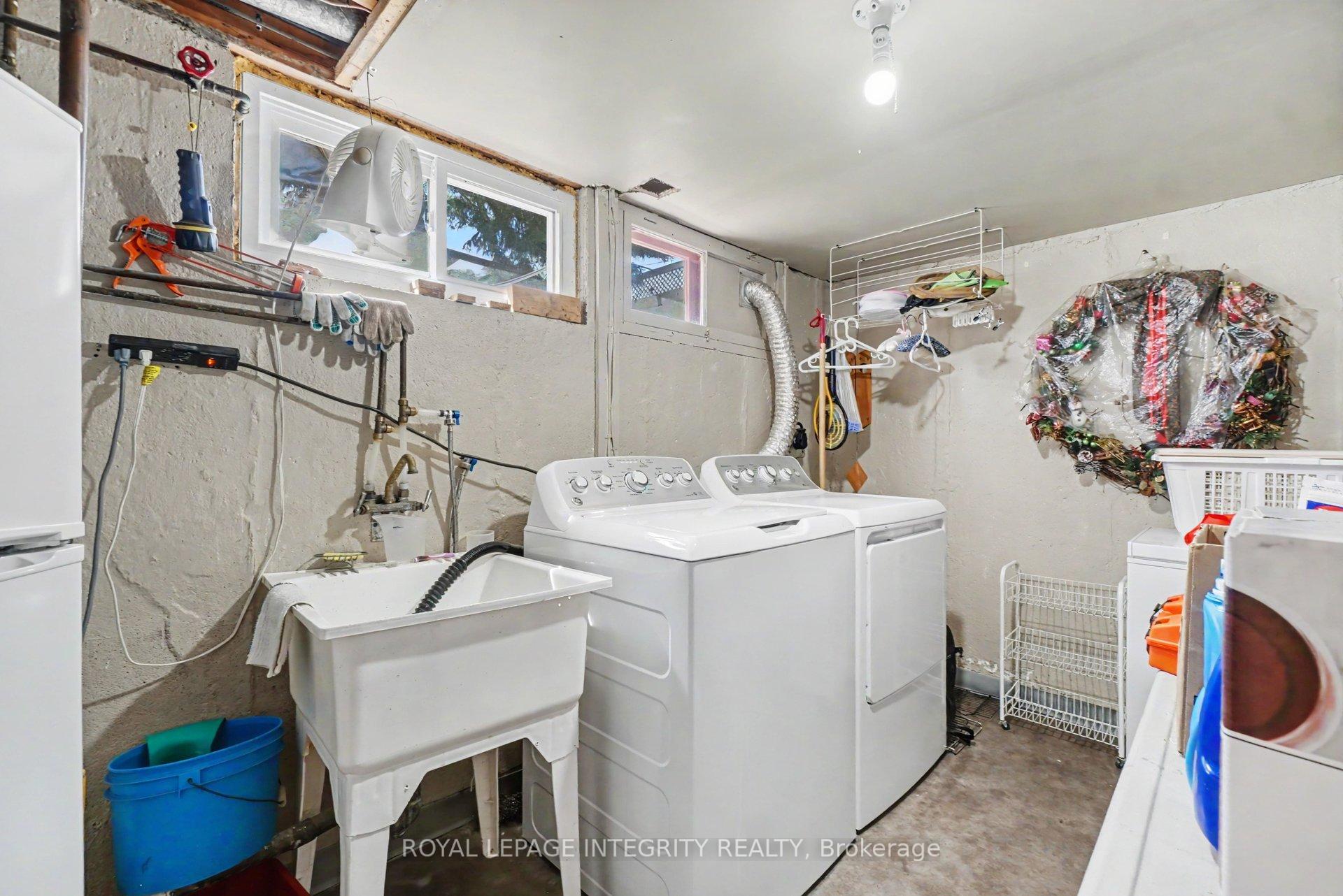 Photo 33 of 2450 Magnus Avenue, Ottawa, Hawthorne Meadows — HOMEH