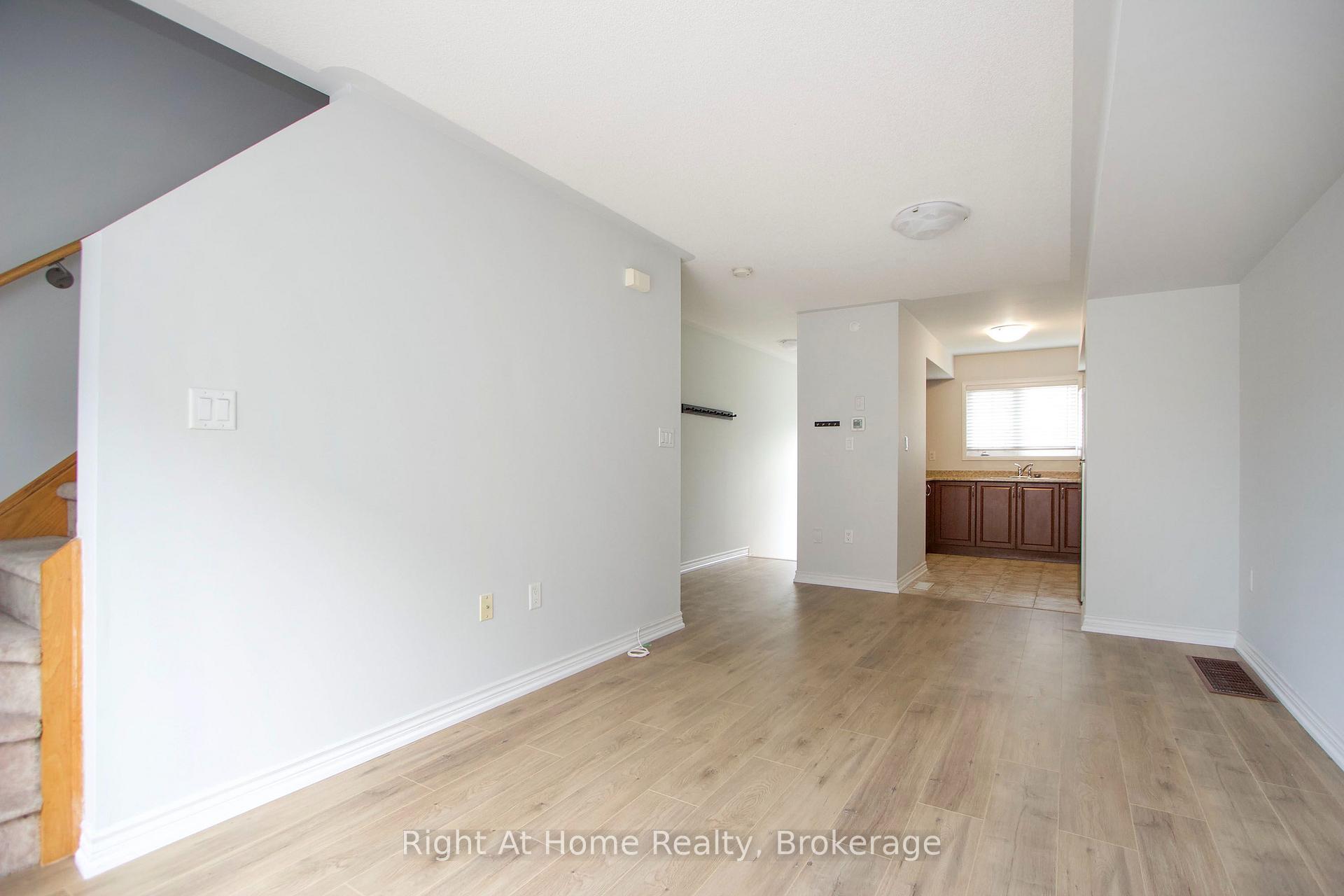 Photo 5 of Unit Unit 65, 65 Cooperage Lane, Ajax, Central — HOMEH