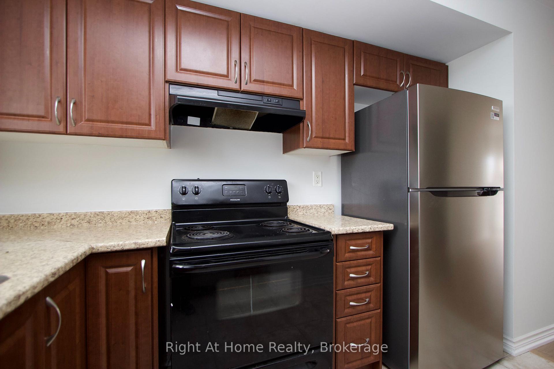 Photo 10 of Unit Unit 65, 65 Cooperage Lane, Ajax, Central — HOMEH