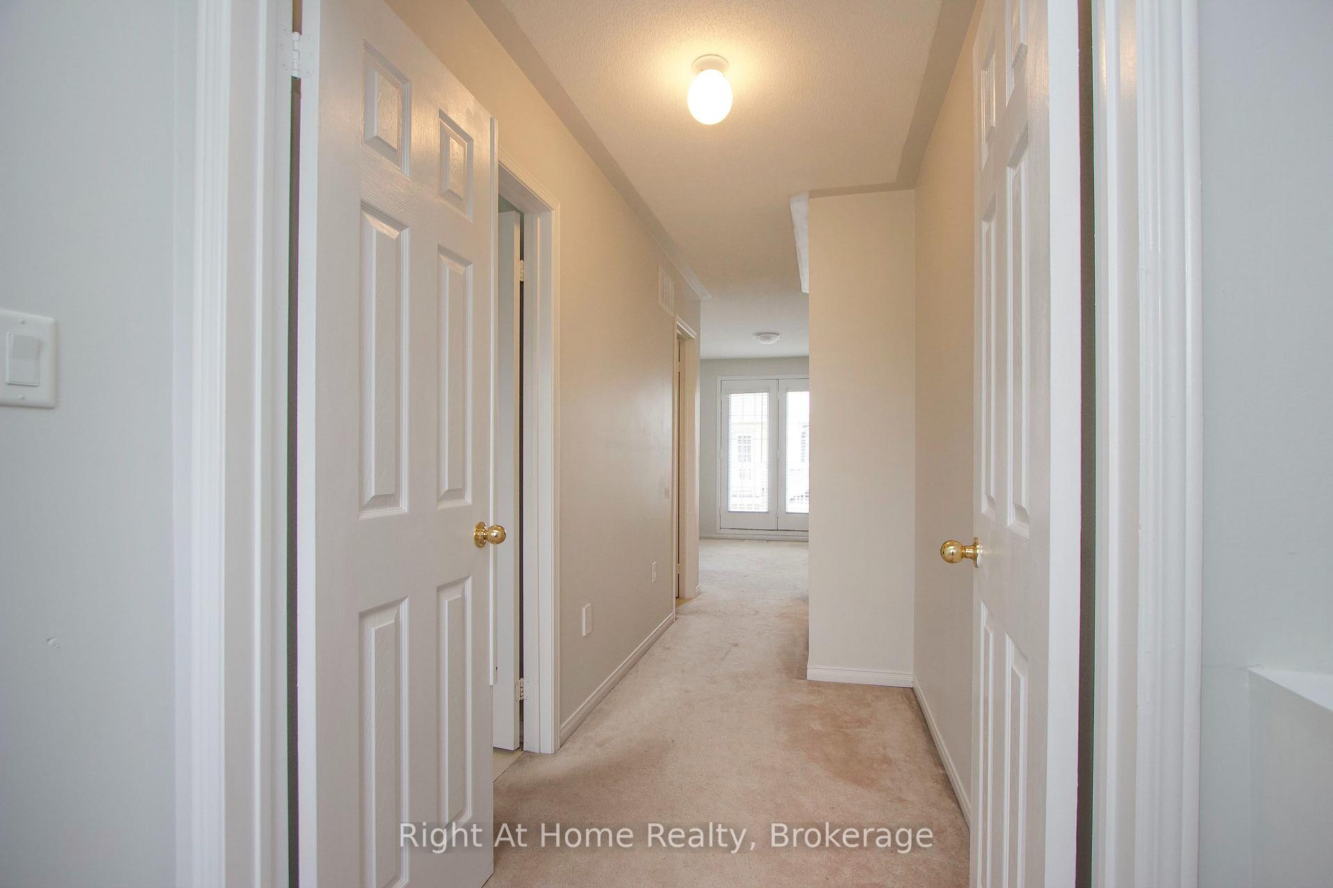 Photo 14 of Unit Unit 65, 65 Cooperage Lane, Ajax, Central — HOMEH