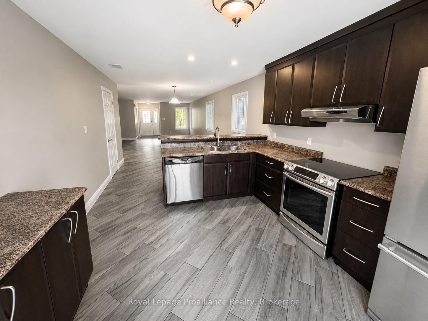 Photo 10 of 54 South John Street, Belleville, Belleville Ward — HOMEH