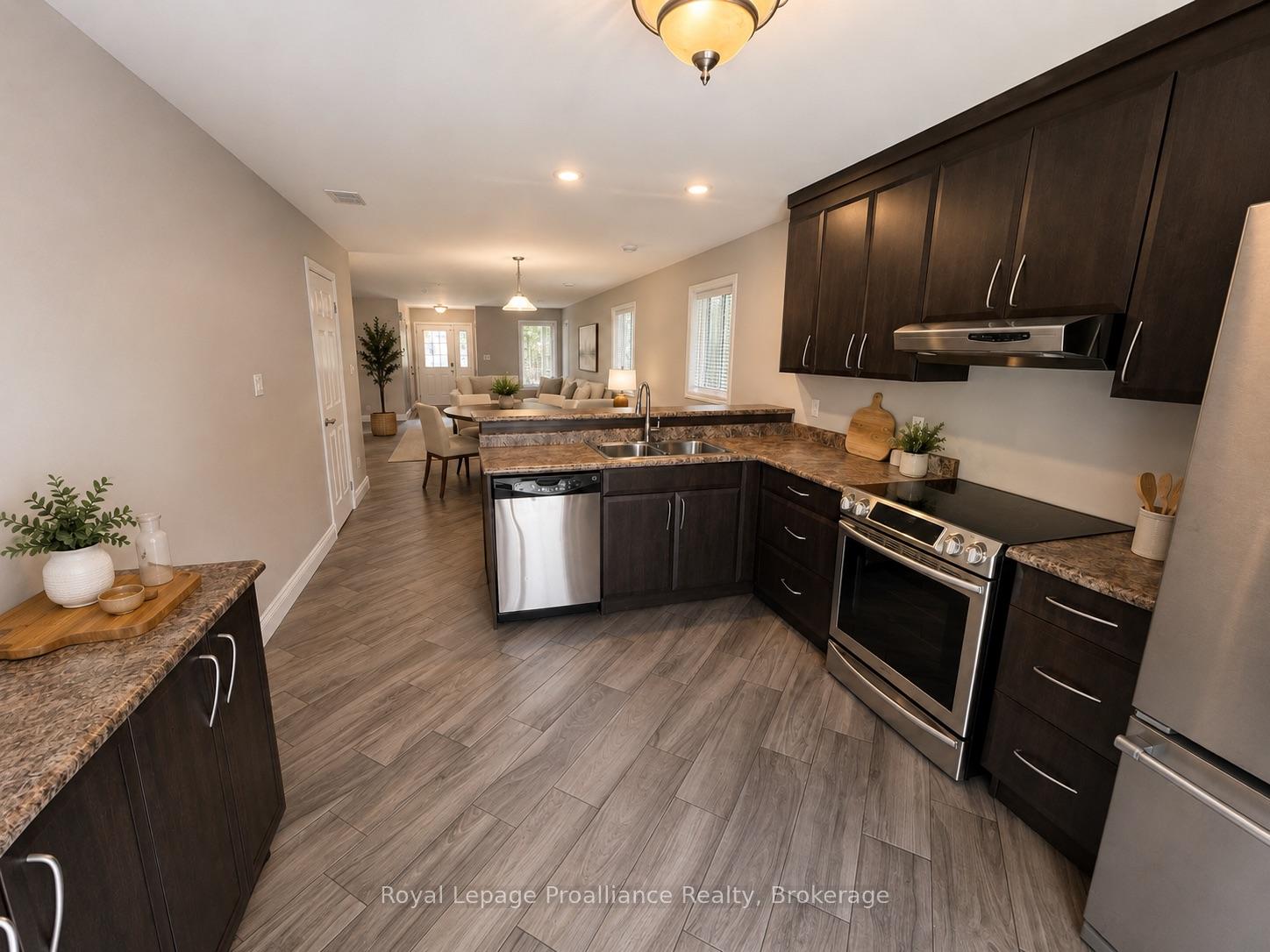 Photo 11 of 54 South John Street, Belleville, Belleville Ward — HOMEH