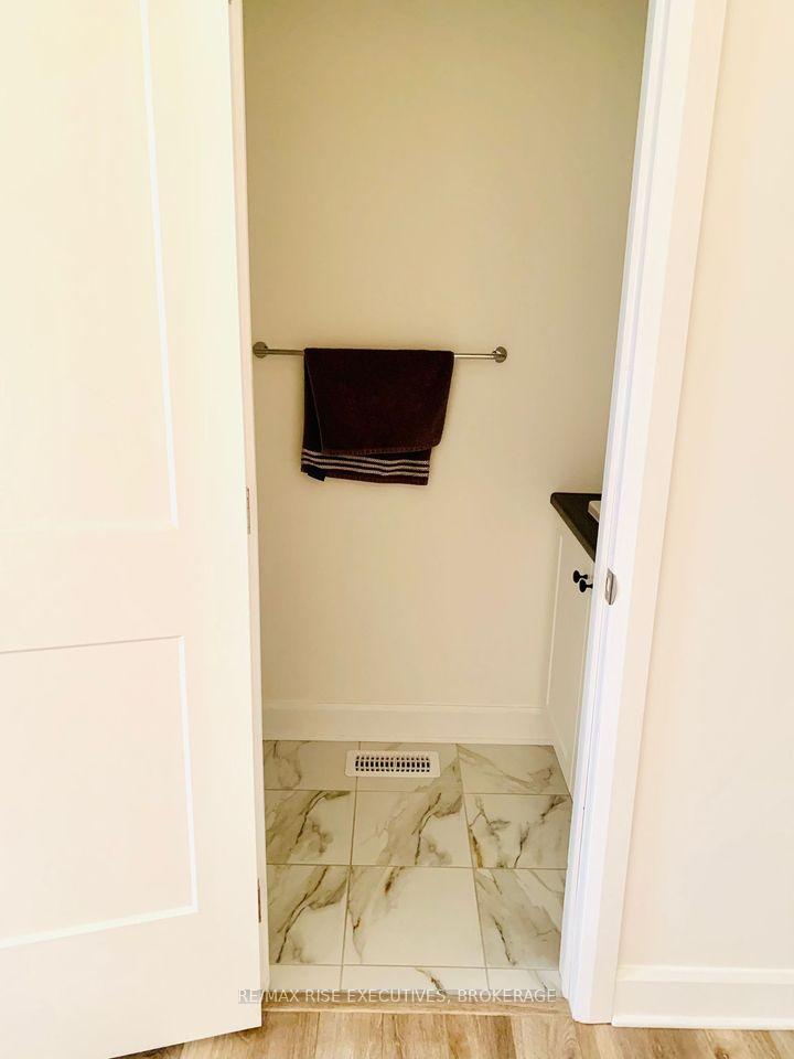 Photo 12 of 1644 Tenley Drive, Kingston, City Northwest — HOMEH