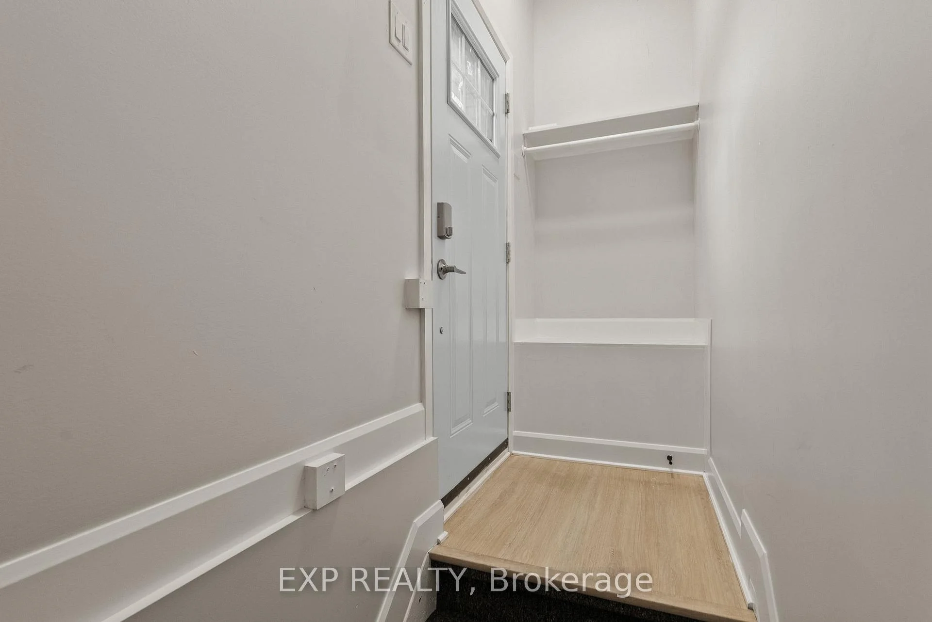 Photo 2 of 2393 Sheldon Avenue, Ottawa, Queensway Terrace South/Ridgeview — HOMEH