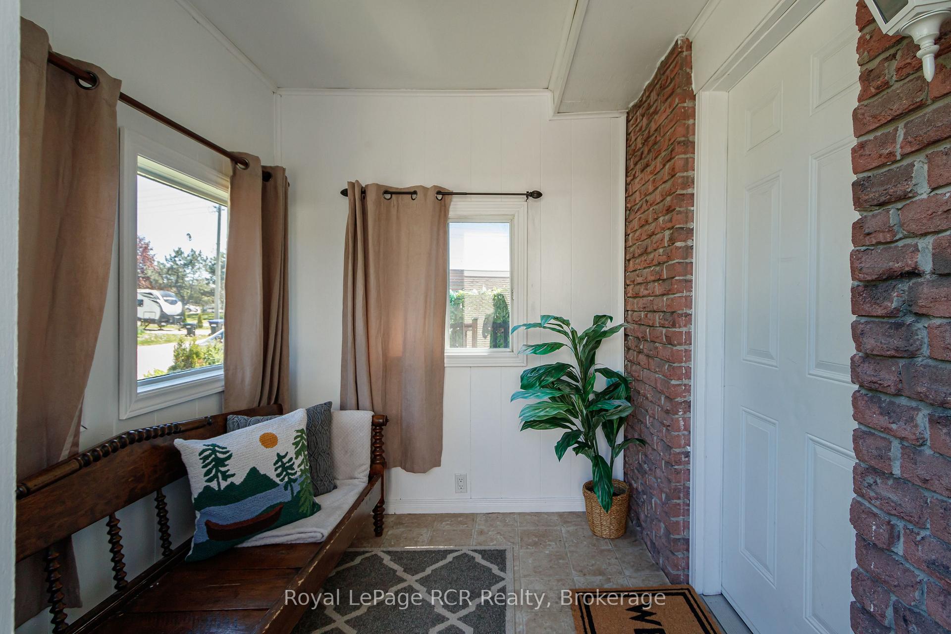 Photo 5 of 92 Alice Street, Collingwood — HOMEH