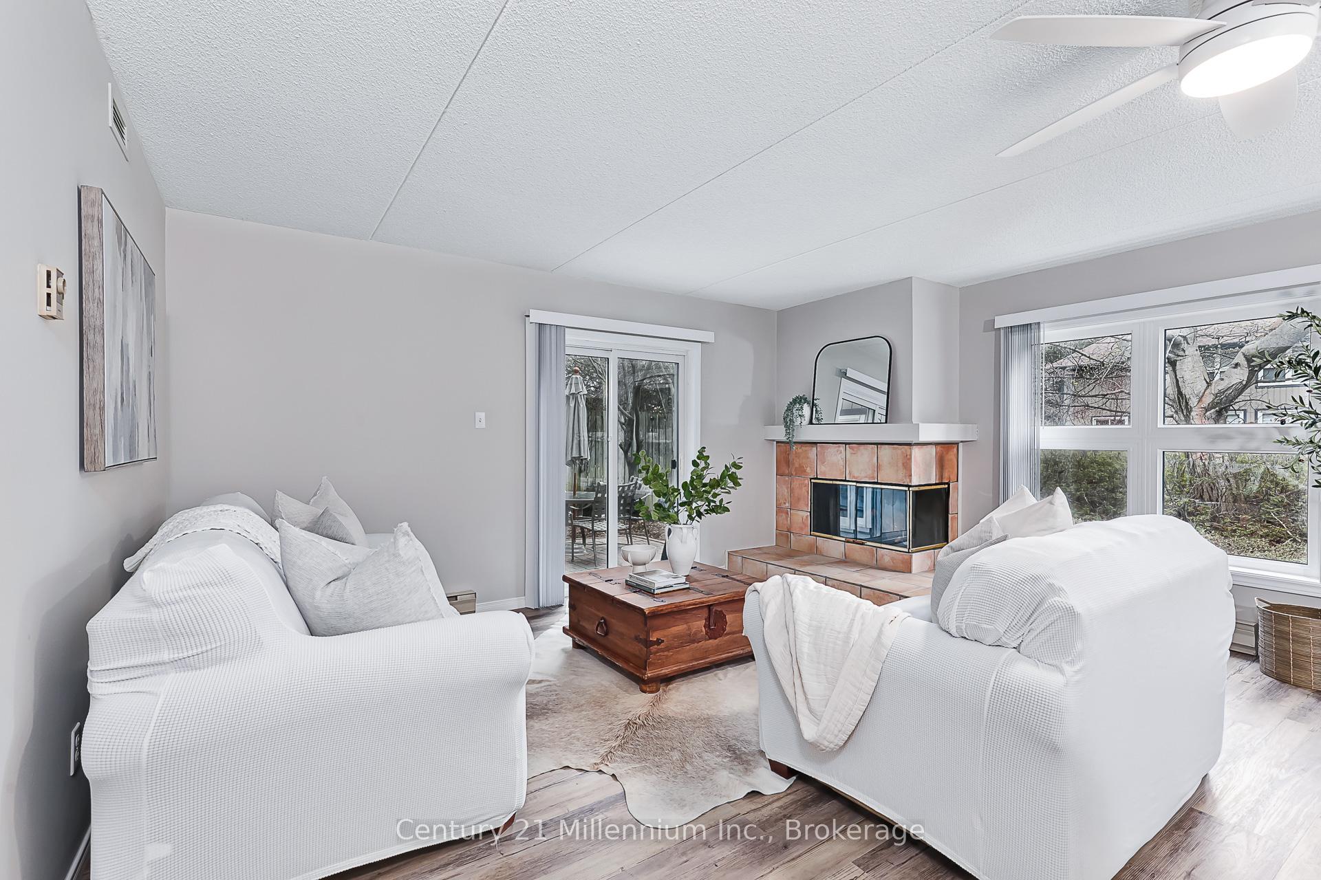 Photo 4 of 409 Mariners Way, Collingwood — HOMEH