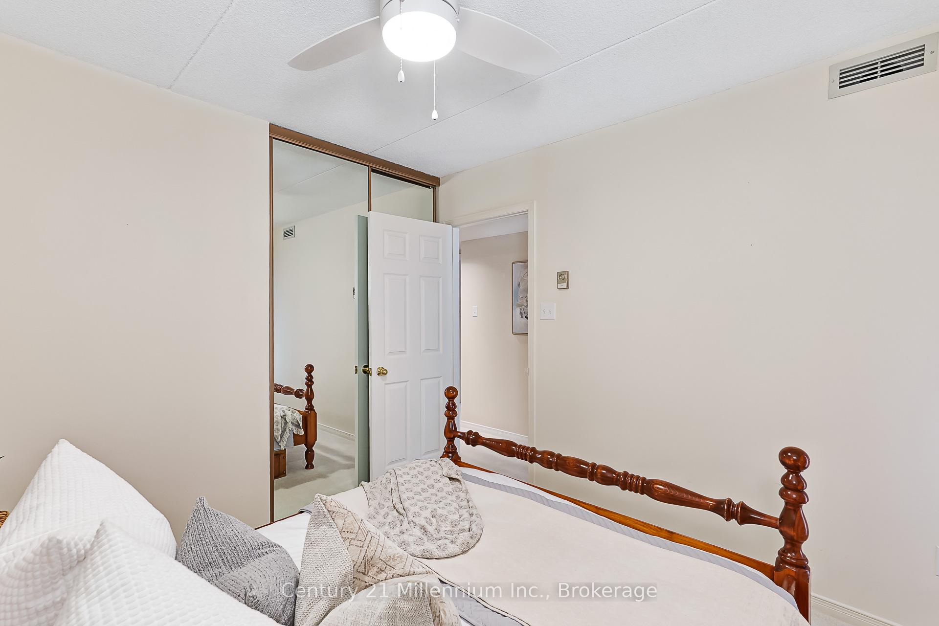 Photo 17 of 409 Mariners Way, Collingwood — HOMEH