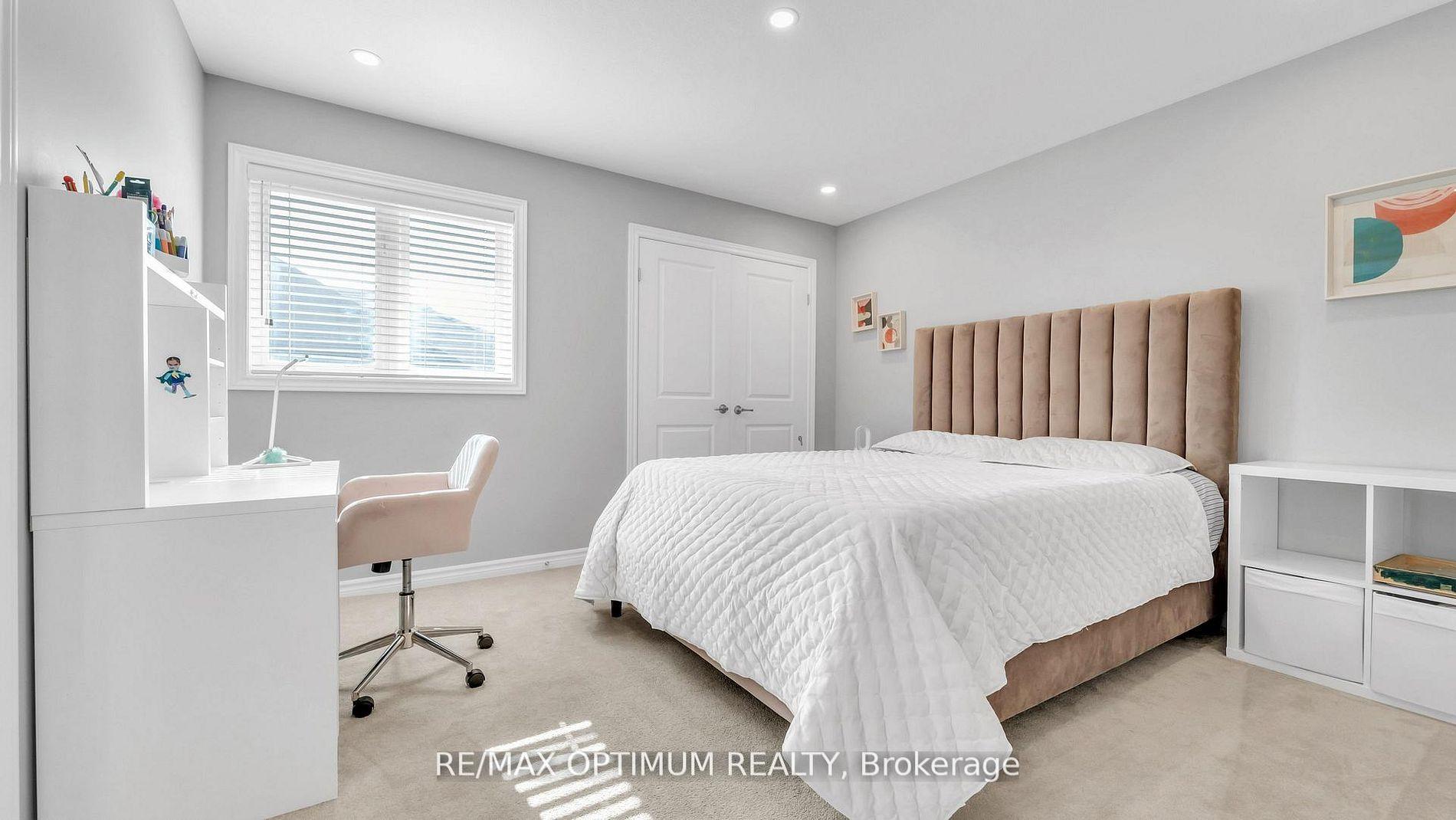 Photo 26 of 450 Brisdale Drive, Brampton, Northwest Brampton — HOMEH