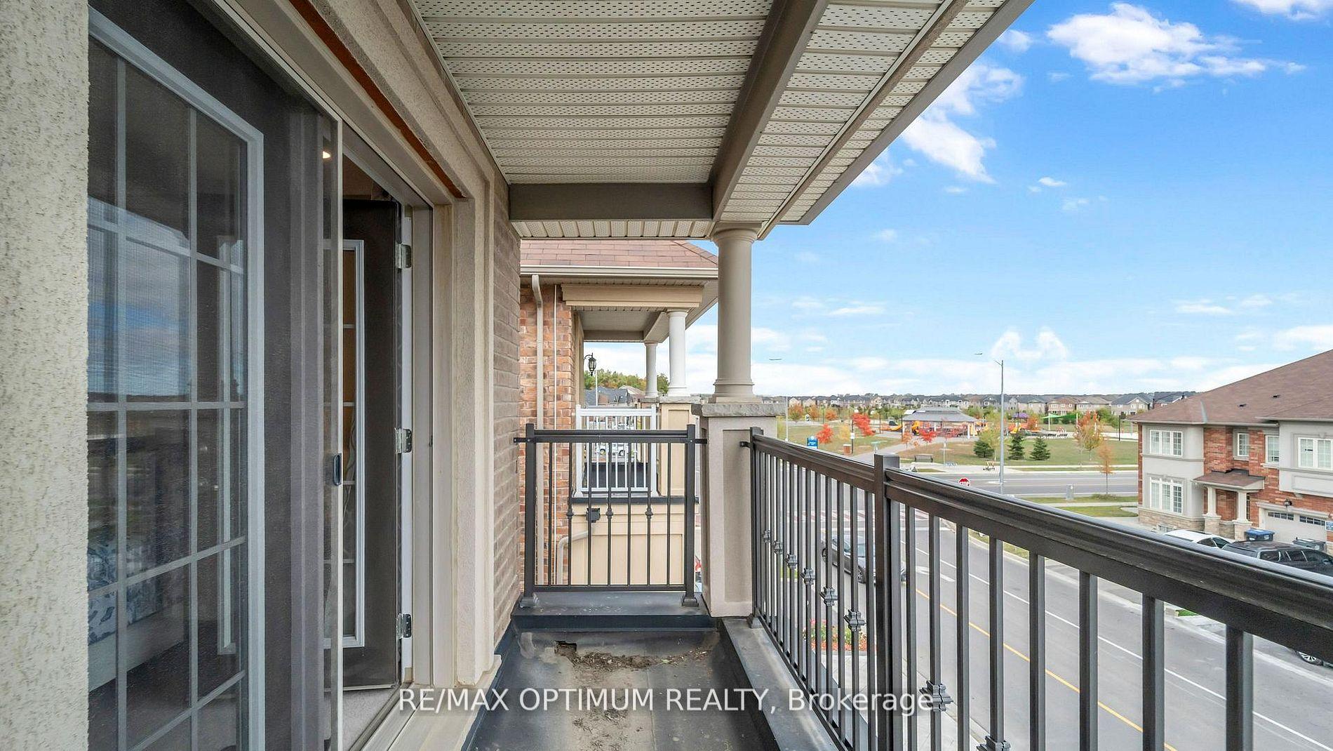 Photo 36 of 450 Brisdale Drive, Brampton, Northwest Brampton — HOMEH