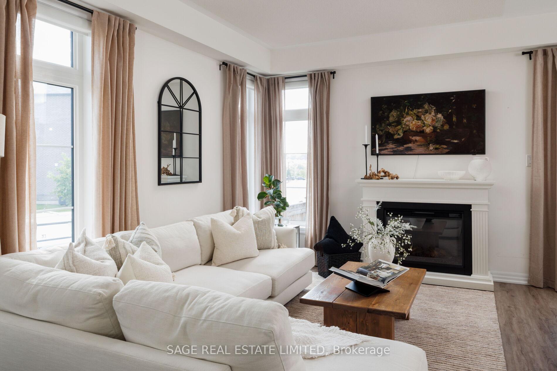Photo 7 of 199 Tango Crescent, Newmarket, Woodland Hill — HOMEH