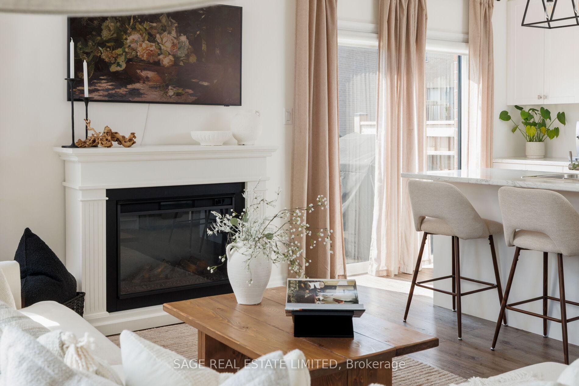 Photo 13 of 199 Tango Crescent, Newmarket, Woodland Hill — HOMEH