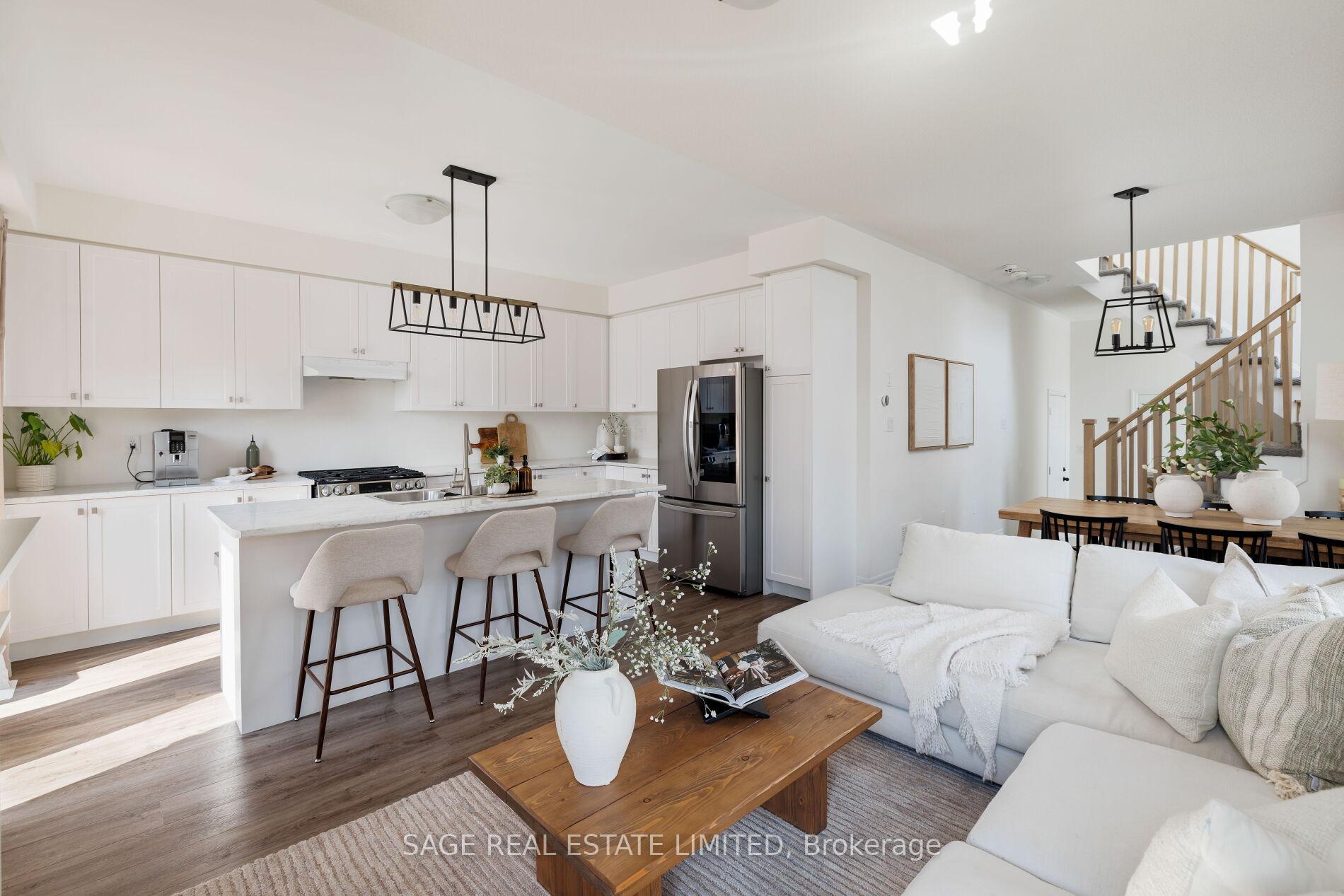 Photo 15 of 199 Tango Crescent, Newmarket, Woodland Hill — HOMEH