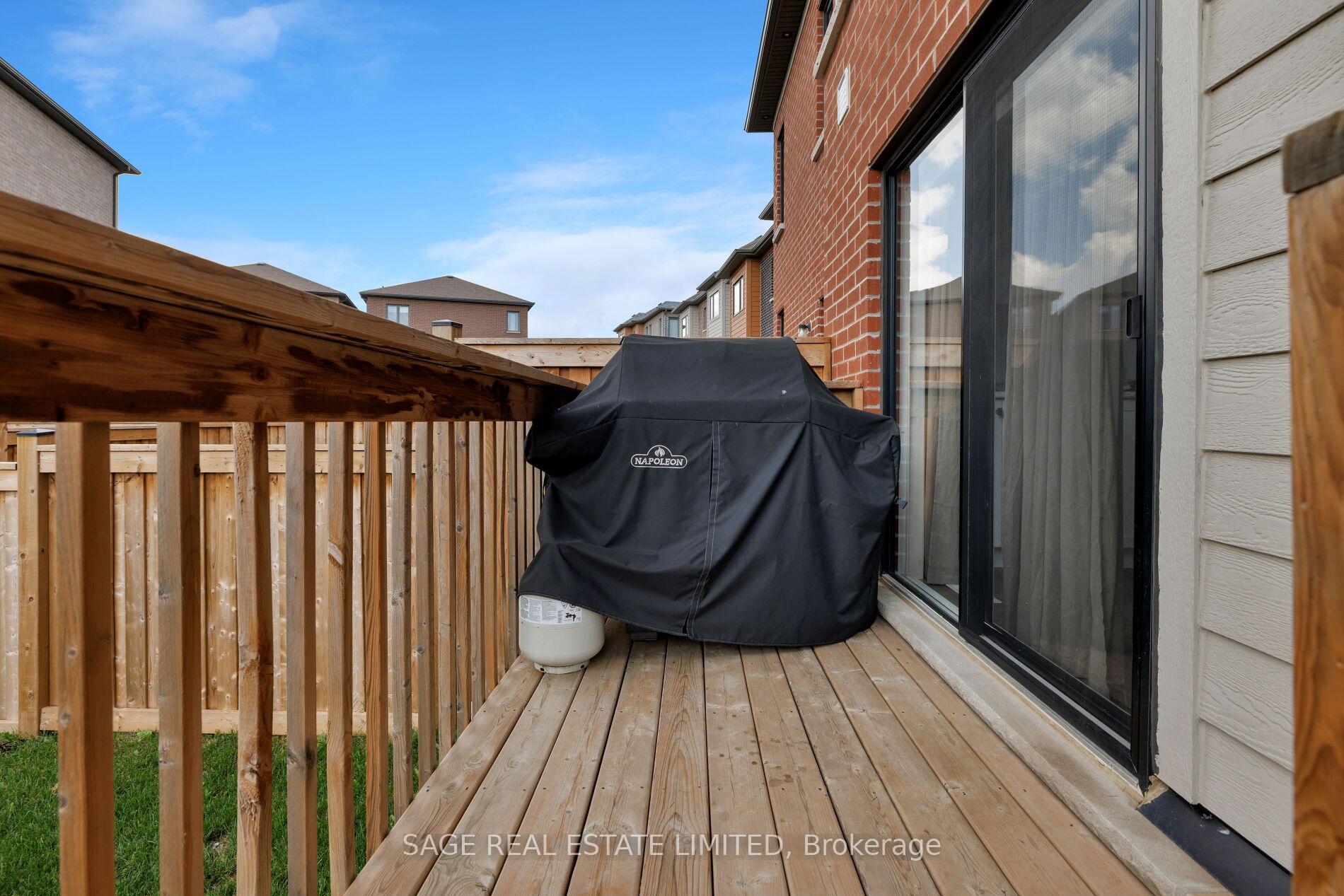 Photo 19 of 199 Tango Crescent, Newmarket, Woodland Hill — HOMEH