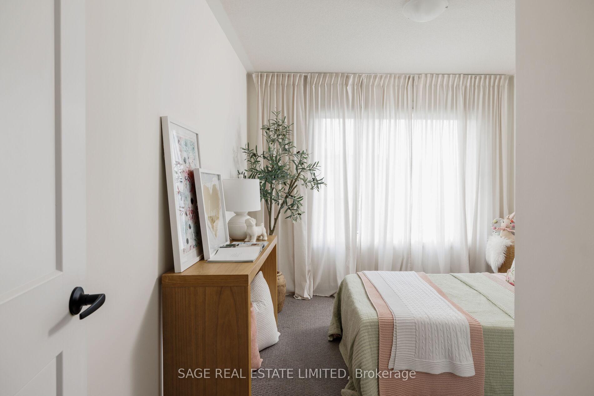 Photo 37 of 199 Tango Crescent, Newmarket, Woodland Hill — HOMEH