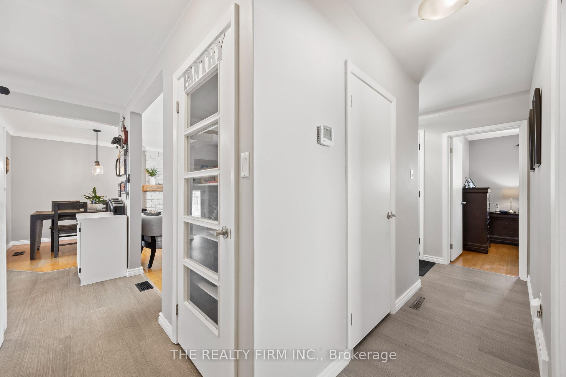 Photo 20 of 430 Magnolia Crescent, London, East A — HOMEH