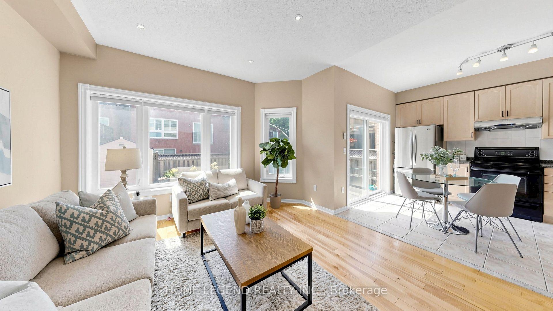 Photo 10 of 14 Mccaul Street, Markham, Berczy — HOMEH