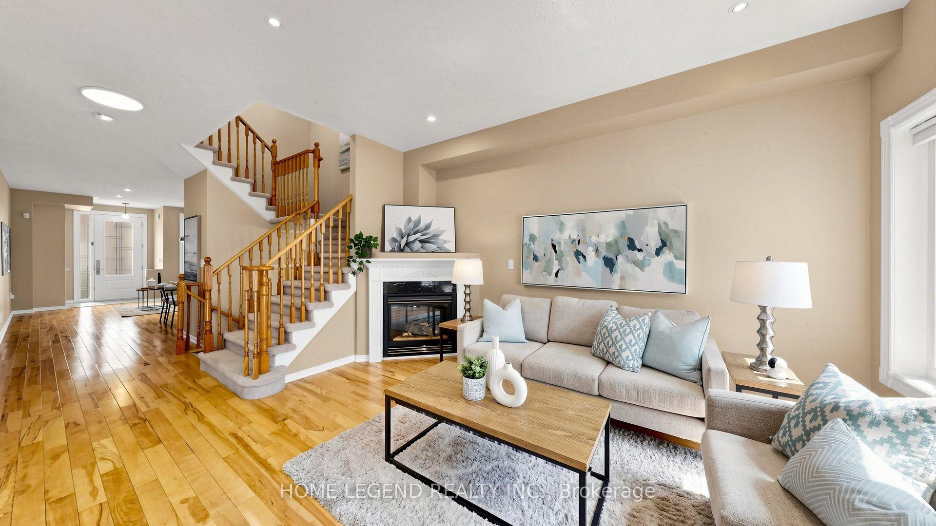Photo 12 of 14 Mccaul Street, Markham, Berczy — HOMEH