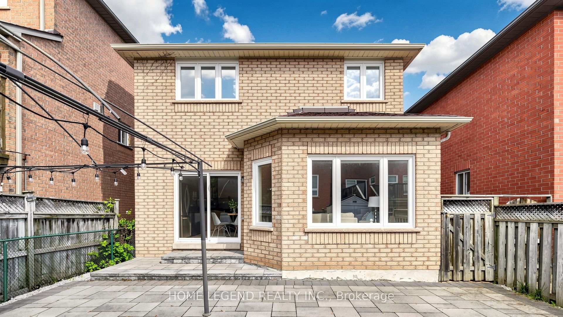 Photo 31 of 14 Mccaul Street, Markham, Berczy — HOMEH