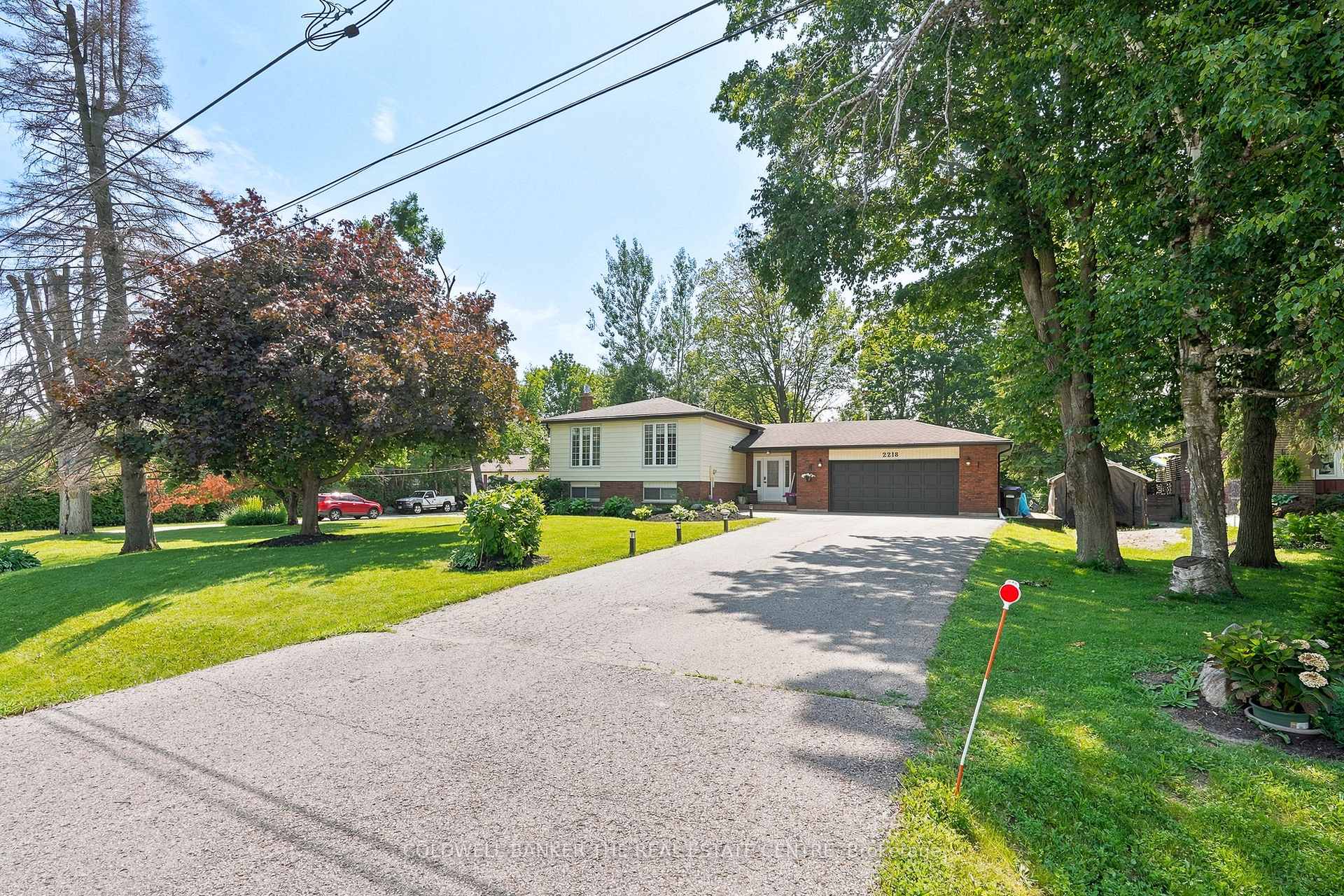 Photo 2 of 2218 Mildred Avenue, Innisfil, Alcona — HOMEH