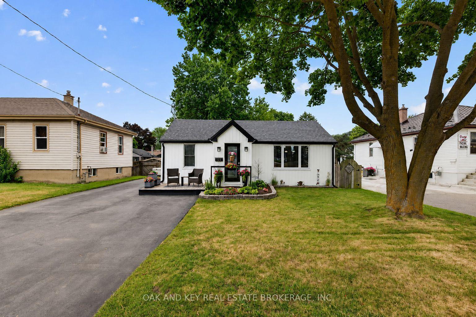 Photo 1 of 323 Clarke Road, London, East H — HOMEH