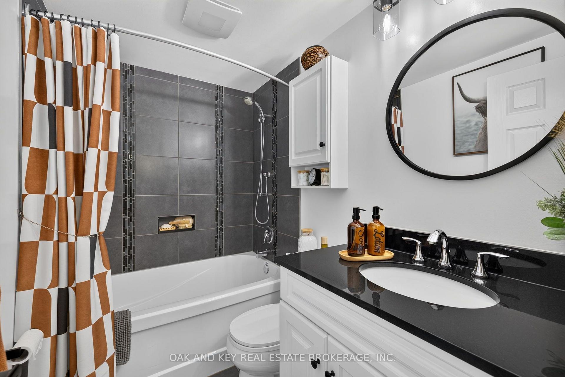 Photo 13 of 323 Clarke Road, London, East H — HOMEH